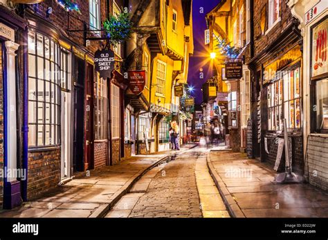 Christmas In The Shambles The Historic Medieval Street In The Old