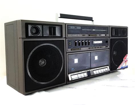 Vintage Sanyo Compo System C40 6 Speakers Fmam Radio Dual Cassette