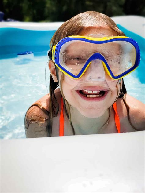 Jul 07, 2021 · to clean it, simply drain the water, wipe the pool from inside using any cleaning liquid, such as mild dish soap (a mix of bleach and water will do as well), and then rinse it thoroughly. How to Keep Your Kiddie Pool Clean Without a Pump | Bre Pea