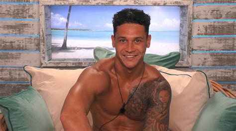 Love Island 2020 Transformations The Most Dramatic Glow Ups Of This Cast