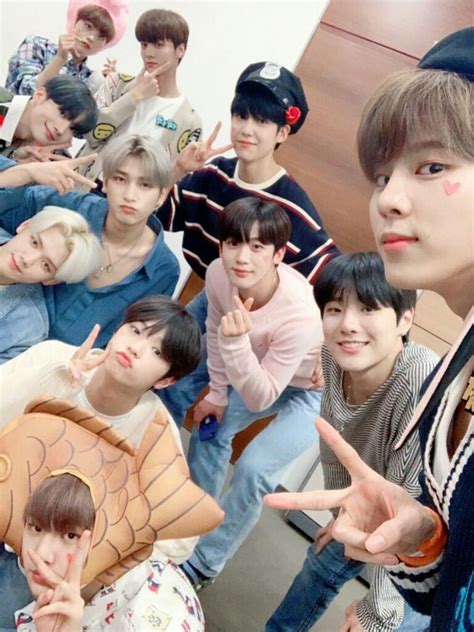 X1 disbanded because the survival program that put the group together(produce x 101) turned out to be rigged by mnet. Pin by KoreanHitz💅 on Kim Wooseok'X1 | Kpop, Boy groups, Songs