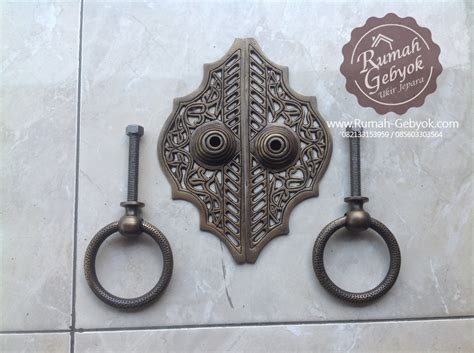 Silahkan klik tombol beli untuk bertransaksi atau silahkan hubungi kami di kontak yang yang ada jika ada yang ingin ditanyakan. Handle Pintu Antik GBY 59 - Rumah Gebyok Jepara | Jual ...