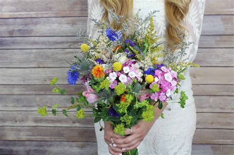 How To Make A Wildflower Bouquet