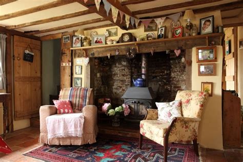 English Country Living Room With Beamed Ceiling Farmhouse Living