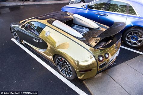 Incredible Gold Bugatti Veyron Spotted In London