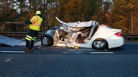 Car Crash Nj Parkway Car Crashes Clogging Traffic On Parkway Route 1