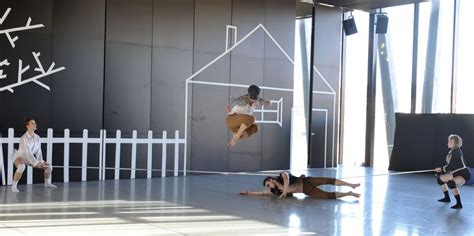 Une population à préserver ou à anéantir ? « Pierre et le loup » au Off d'Avignon : adaptation dansée ...