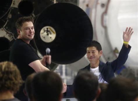 Japanese Billionaire Seeks Girlfriend For Spacex Voyage Cbc News