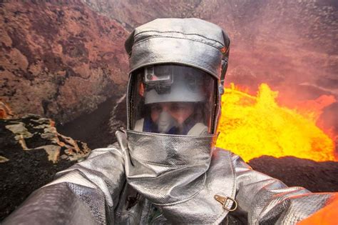 18 Extreme Selfies That Are Not For The Faint Hearted Volcano Selfie
