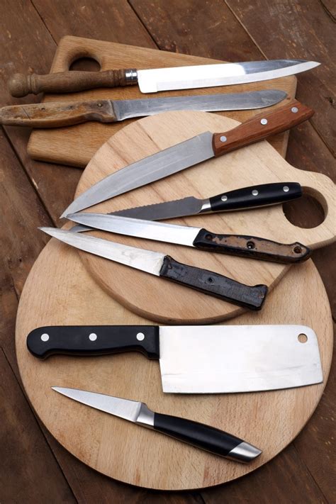 How to sharpen a serrated kitchen knife. How to Sharpen a Kitchen Knife with a step by step guide.