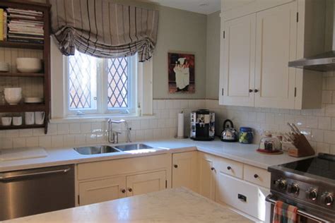 See pictures of beautiful kitchen cabinet options at hgtv.com. Should cabinet hardware match exposed hinges?