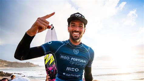 According to famousdetails, he was born in the year of the monkey.professional portuguese surfer who is known for competing in the world surf league. Frederico Morais é campeão nacional de surf pela terceira ...