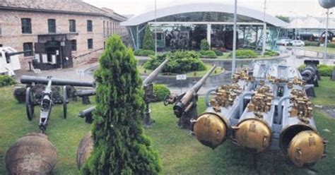 Yönetimi, ünlü iş adamı vehbi koç'tan devralan rahmi koç, 4 nisan 2003 tarihinden itibaren yönetim kurulu. Rahmi Koç Müzesi'nde gişe soygunu - En Son Haber
