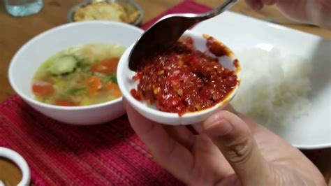 Rasa yang manis, pedas, dan segar membuat sambal kecap nikmat disantap dengan sate atau ikan bakar. Sambel Untuk Sop / Wajib Dicoba Cara Membuat Sambal Kecap ...