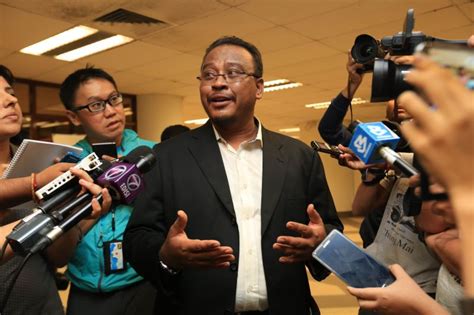 Ketua menteri melaka merupakan ketua badan eksekutif bagi kerajaan negeri melaka. waadat kembali: Ketua menteri baru melaka