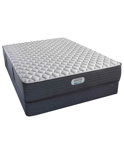 Standard bed sizes are based on standard mattress sizes, which vary from country to country. Simmons Beautyrest Platinum Preferred CH 12.5 inch Extra ...