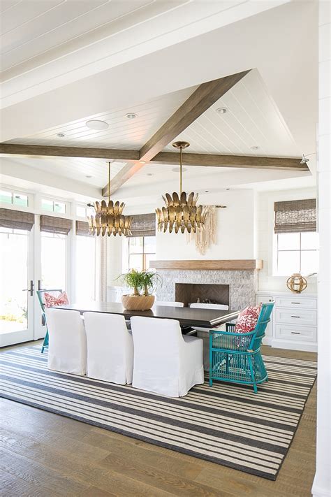 When opting for this material, most people prefer to use beams of wood rather than covering. The tray ceiling combines crossed X beams with tongue and ...