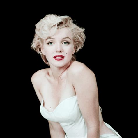 marilyn monroe s beauty secrets the most surprising tips from hollywood s ultimate icon