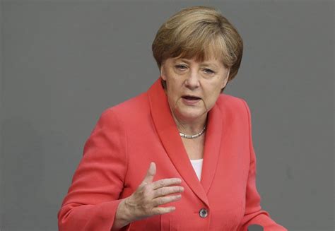 Merkel Sufrió Un Leve Desvanecimiento En Una Pausa De La ópera Según