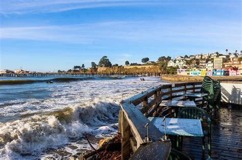 Coastscape Views Of Ocean Change In Santa Cruz California