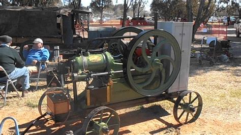 Leaking engine oil is a fairly common problem, especially with older cars. 4hp Clutterbuck Oil Engine @ 2012 Leeton Vintage Machinery ...