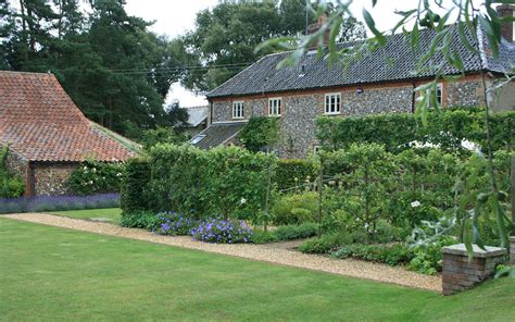 A Classic English Garden Landscape Design Project By Susannah