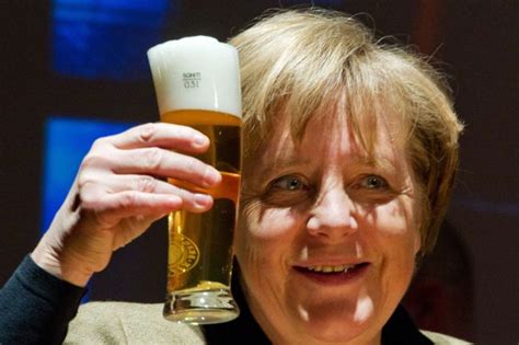 Ein Kritischer Blick Aus Dem Leben Der Angela Merkel Was Arbeitet Man