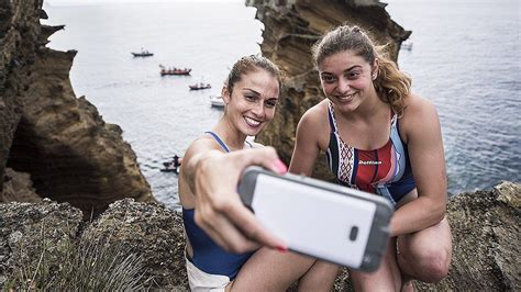 The Rise In Selfie Deaths And How To Stop Them Bbc Newsbeat