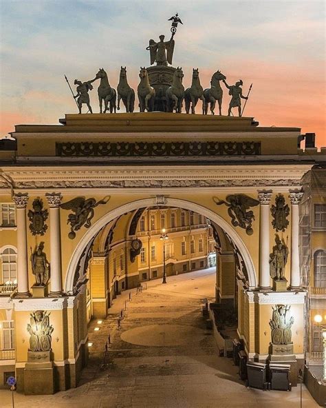 Арка Главного штаба на Дворцовой площади Санкт Петербург Путешествия Красивые места Санкт