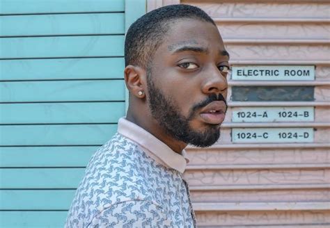 Spend without a thought, we do it reckless. Brent Faiyaz - Rehab (Winter In Paris) | 16BARS