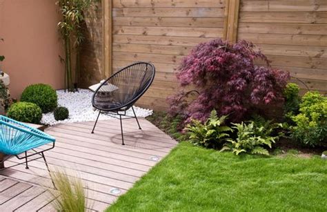 If you're landscaping your backyard or garden on a budget, here are the best garden design tips and ideas from leading garden designers. 9 Small Garden Ideas On A Budget