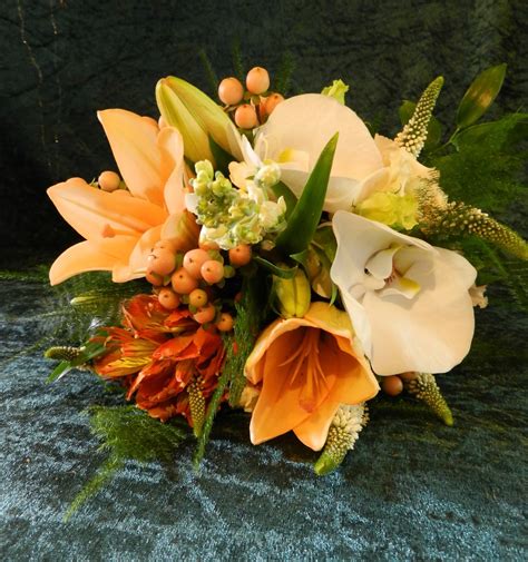 Check out our wedding bouquet peach selection for the very best in unique or custom, handmade pieces from our bouquets shops. Sandra's Flower Studio: Peach wedding bouquets