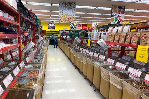 One Hamilton Bulk Barn Is Taking 50 Off Everything This Week