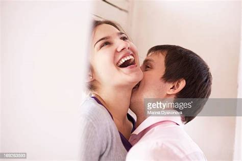 Kissing On Womans Neck Photos Et Images De Collection Getty Images
