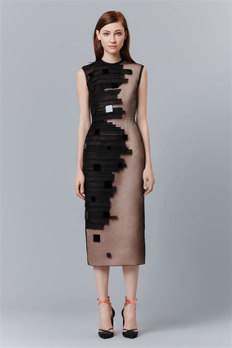 Roksanda Pre Fall 2015 Fashion Show Vogue Dress Sewing Patterns