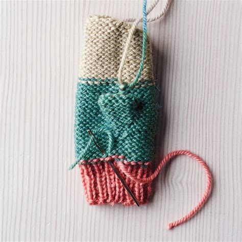 How To Knit Playful Mittens Using Leftover Yarn Martha Stewart