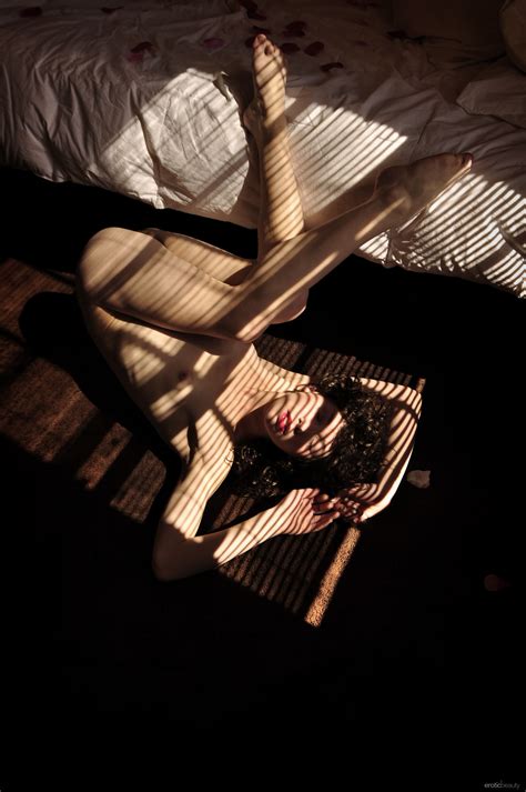 Sunshine Emily Windsor By Jon Barry Nude Photo Set Intporn Forums
