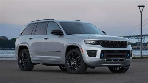Whats New For 2023 Jeep Grand Cherokee 4xe Gouverneur Ny Team