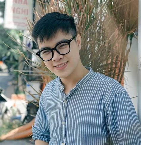 Comb over haircuts for asian male with short hair can look classy, and are suitable for any age group. 95 Charming Asian Hairstyles For Men - New In 2021