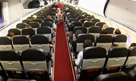 Pada tahun yang sama, kita juga telah kehilangan kapal terbang mh17 dan airasia q85301 yang terhempas. 8 Benda Yang Tidak Boleh Dipakai Dalam Kapal Terbang ...