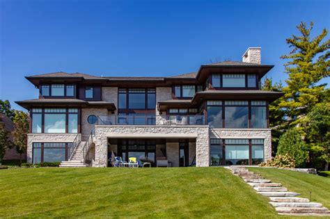 Long Lake Shores Drive Detroit Home Design Award Winner