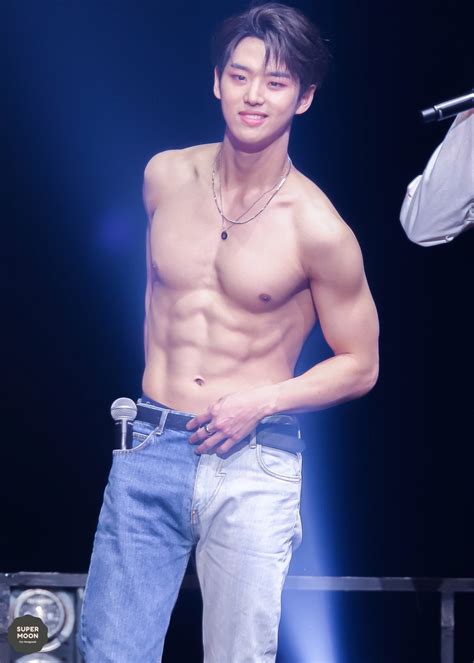 These Are The Top 10 Male K Pop Idols With The Best Abs According To Kpophit Readers Kpophit