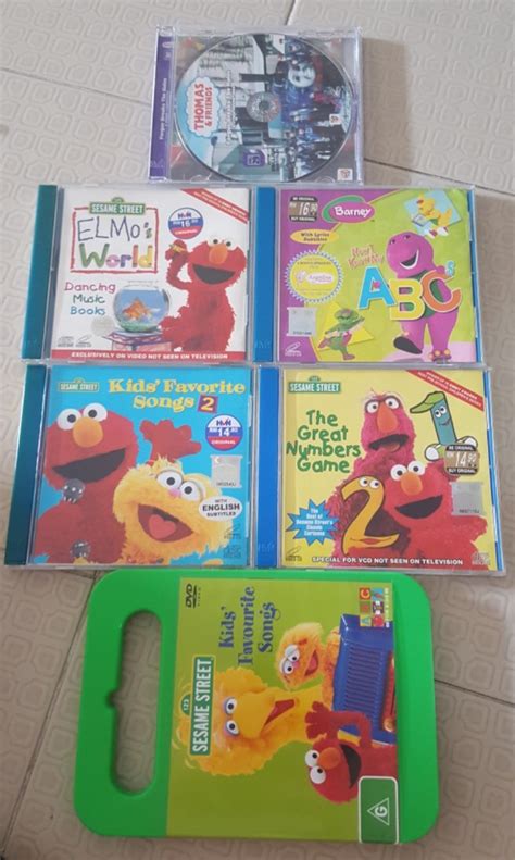 Barney Sesame Street Thomas Friends Hobbies And Toys Books And Magazines