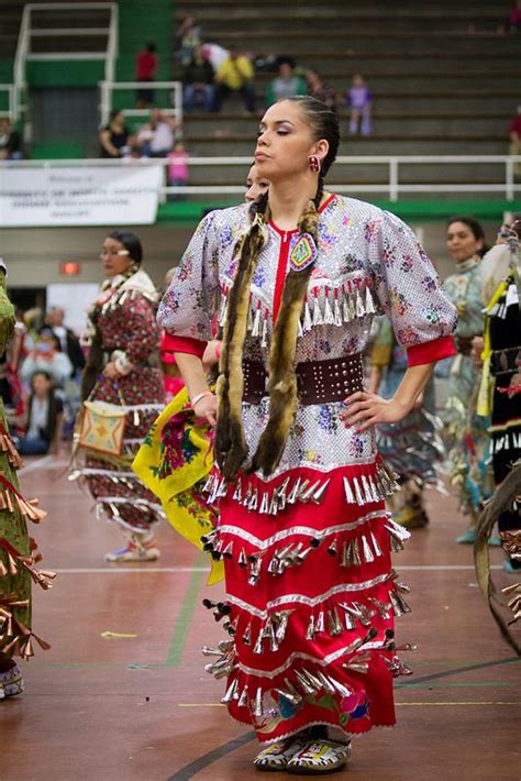 Pow Wow Time Out 2014 By Dan Gooden Native American Clothing American Indian Dress Native