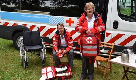 Nieuwe Kleding Voor Ehbo Vrijwilligers Rode Kruis