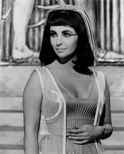 Elizabeth Taylor Cleopatra 1963 Mujer Fotografia Glamour De Hollywood Fotos De Celebridades