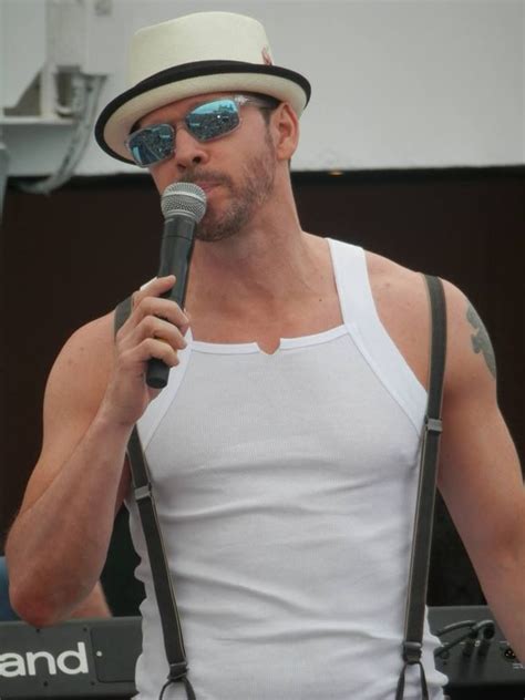 Club quarantine, donnie wahlberg, new england patriots, photos, sports, videos. Donnie Wahlberg NKOTB cruise 2013 Picture is by me ...
