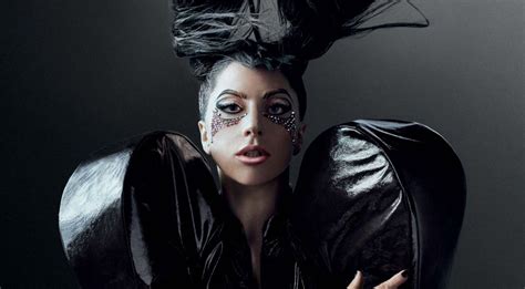Tudor Joue La Provocation Avec Lady Gaga