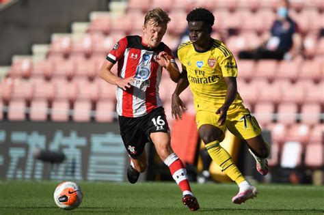 Bukayo saka, 19, from england arsenal fc, since 2019 left midfield market value: Bukayo Saka apologises to Arsenal fans for delay in signing new deal: 'I've signed da ting, made ...