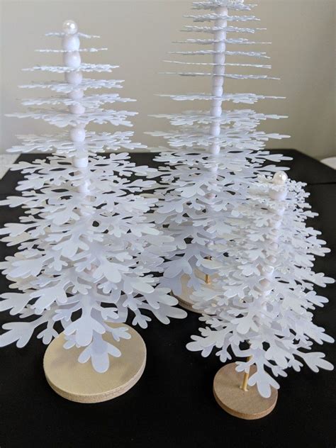 Snowflake Trees Craft Pursuits Snowflakes Tree Crafts Cricut Crafts